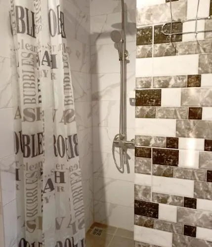 2 комнаты 오데사